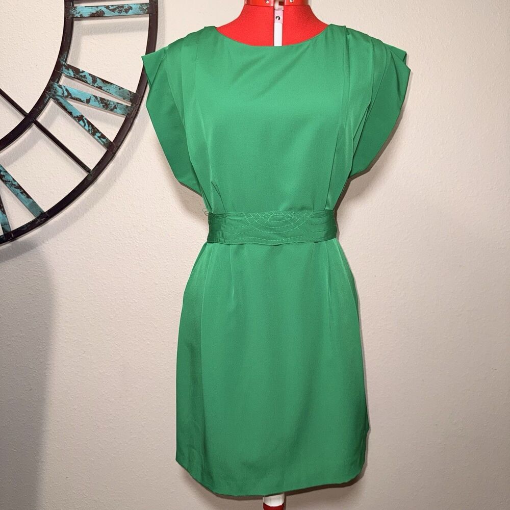 Eliza J Petite Dress Size 8P Kelly Green Knee Length Pockets Tie Belt EUC